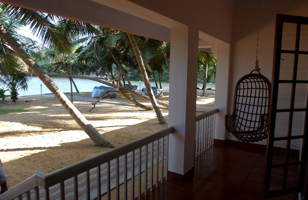 Beach And Lake Ayurvedic Resort, Kovalam Exterior foto