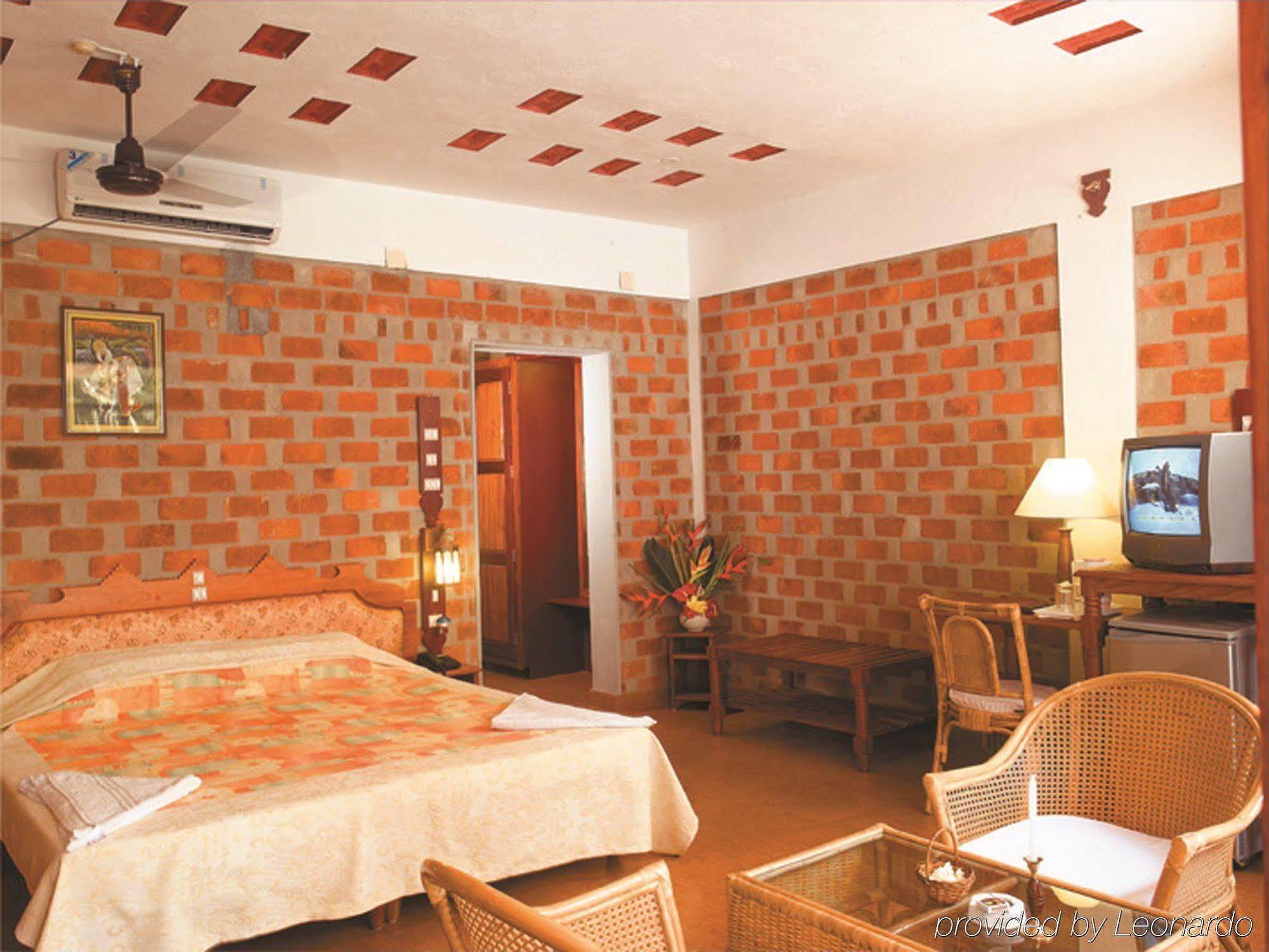 Beach And Lake Ayurvedic Resort, Kovalam Exterior foto