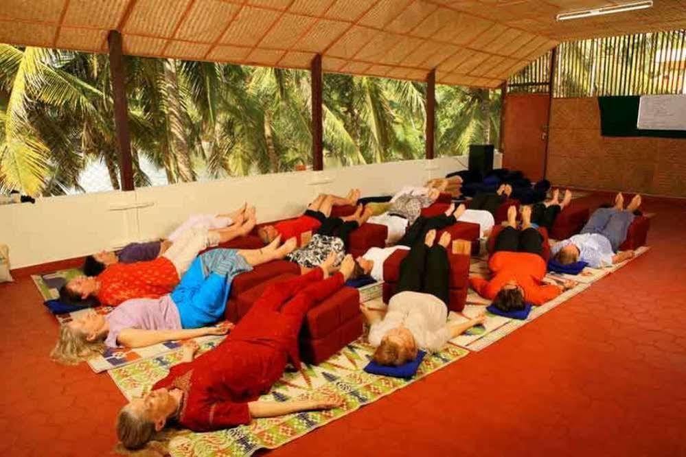 Beach And Lake Ayurvedic Resort, Kovalam Exterior foto